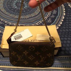 Louis Vuitton Mini Pochette